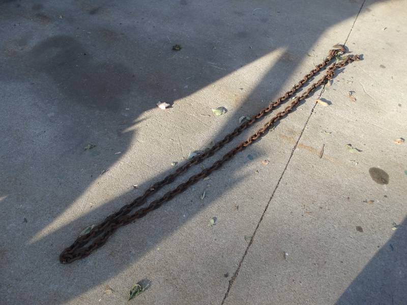 lot 4289 image: Log chain