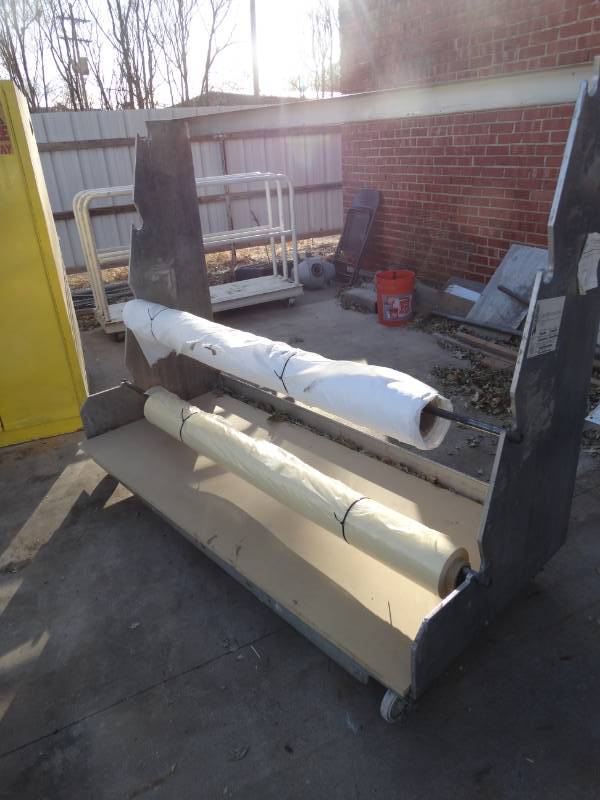 lot 4291 image: Aluminum 4 slot rolled material rack on wheels- Heavy Duty