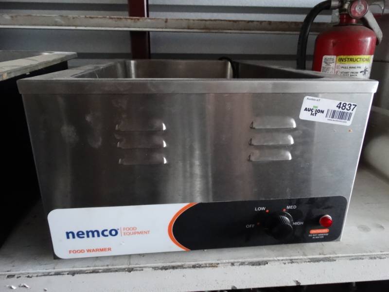 lot 4837 image: Nemco counter top food warmer