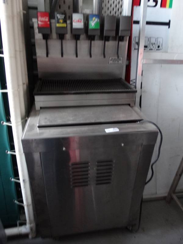 lot 4848 image: 7 head fountain machine w ss ice bin on wheels