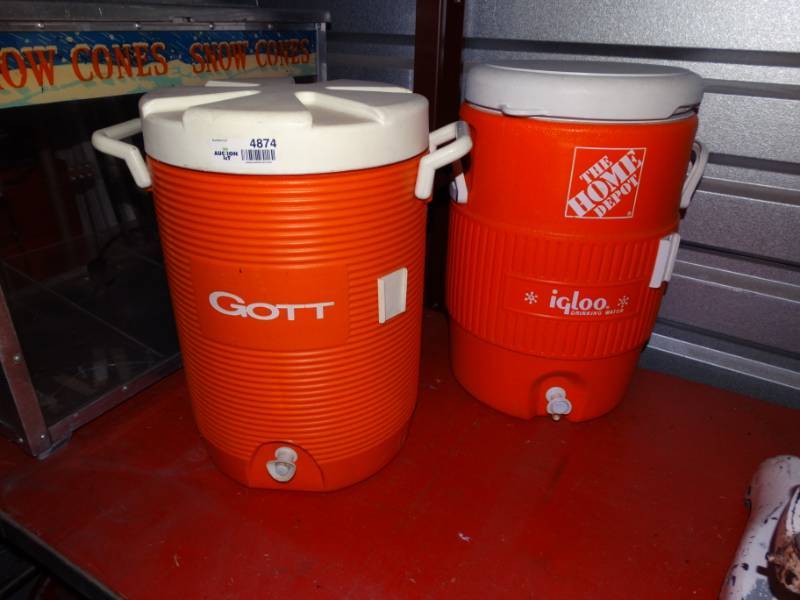 lot 4874 image: 2 nice drink dispenser coolers