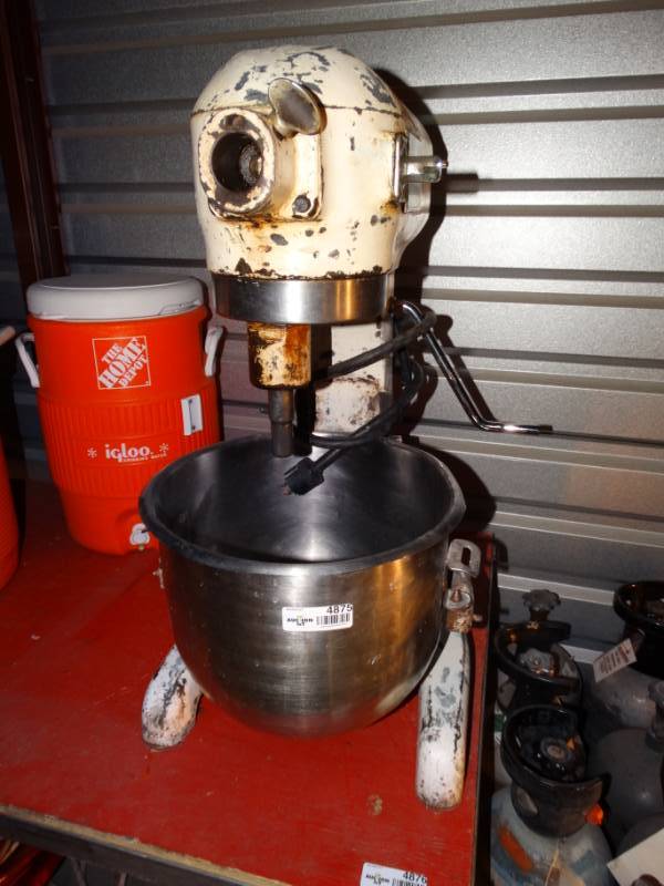 lot 4875 image: Hobart Model- A-200 20 qt mixer w bowl.