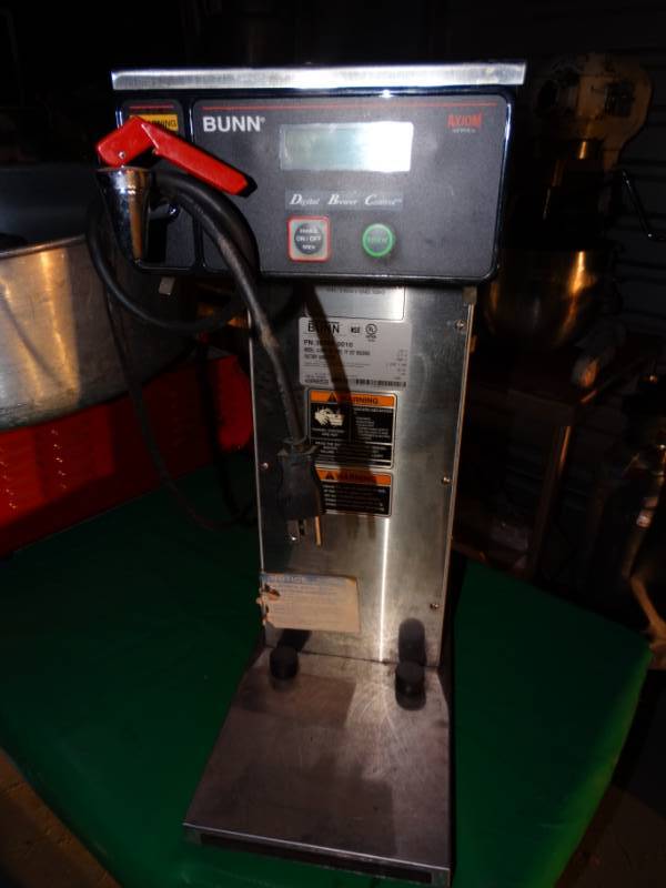 lot 4908 image: Bunn Model-Axiom commercial coffee brewer