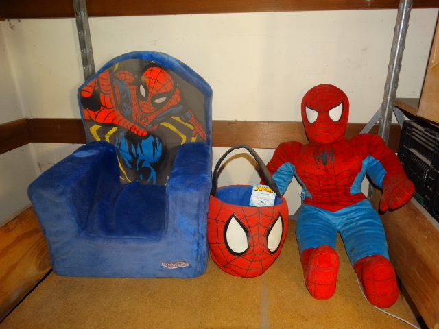 lot 2141 image: Lot of Spiderman Childrens Toys