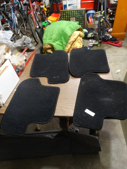 lot 2174 image: Volkswagen Car Floor Mats