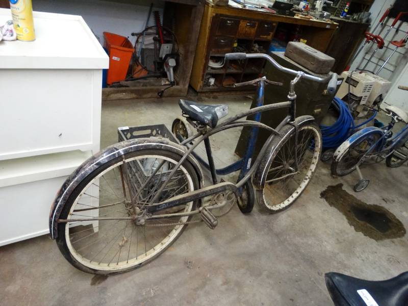 vintage schwinn typhoon bicycle