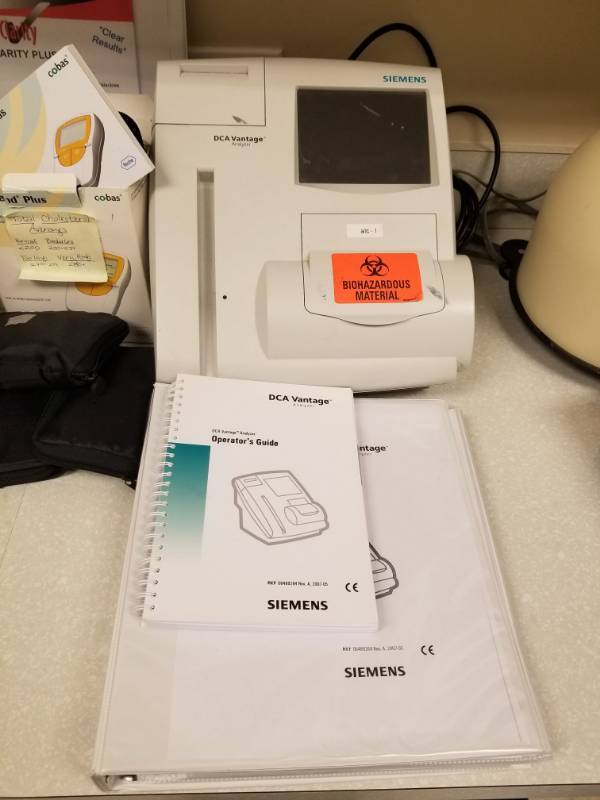 lot 3724 image: DCA Vantage Analyzer