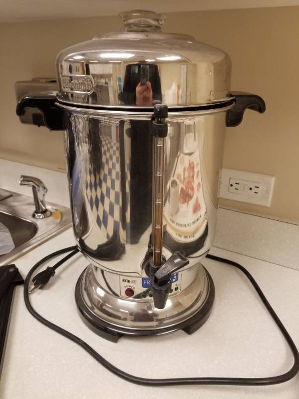 lot 3744 image: DeLonghi Coffee Dispenser