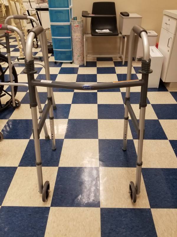 lot 3765 image: Invacare Foldable Rolling Walker