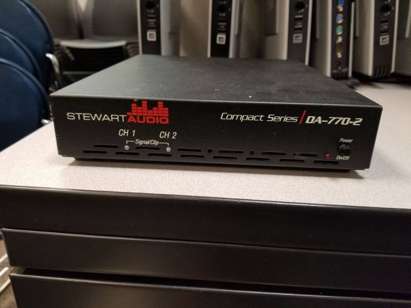 lot 3577 image: Stewart Audio Compact Series DA-770-2