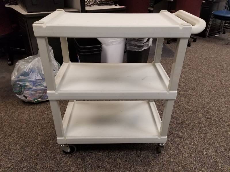 lot 3627 image: Rolling Plastic Cart