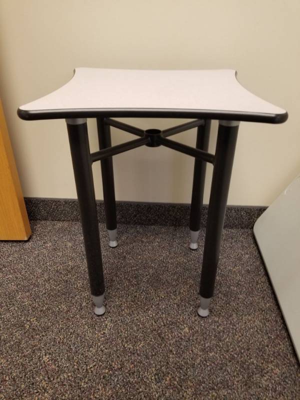 lot 3652 image: Small End Table, Brown Shelf