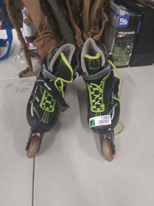 lot 1282 image: Chicago Skates Inline Skate. Size US 5-8