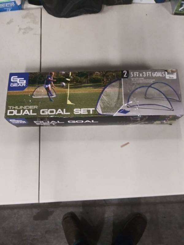 lot 1322 image: Go Time Gear Thunder Dual Goal Set 5 Ft. x 3 Ft. Goals