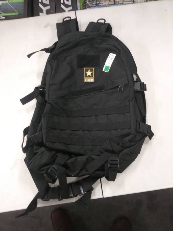 lot 1367 image: US Army Backpack