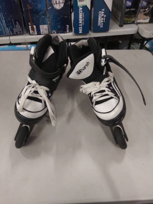 lot 1393 image: Harsh Skates.