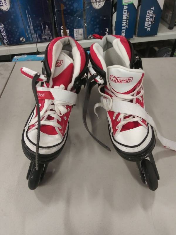 lot 1403 image: Harsh Skates.