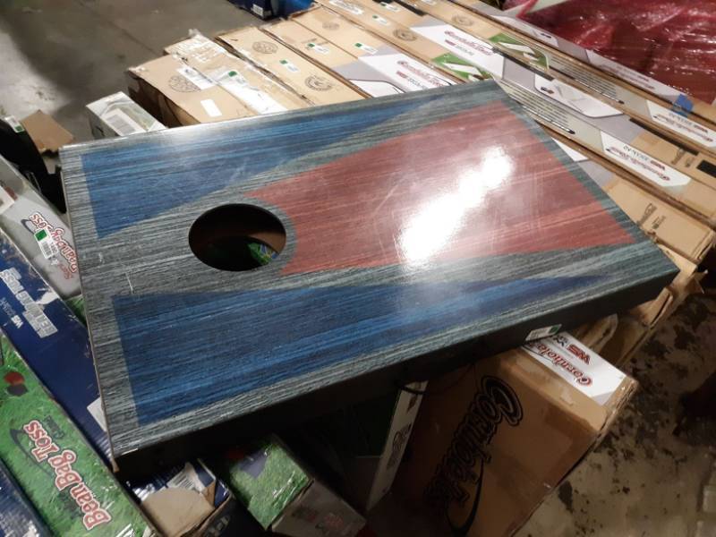 lot 1491 image: Beanbag Toss