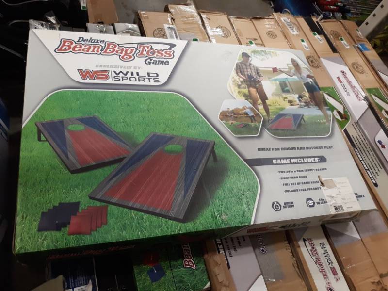 lot 1493 image: Wild Sports Deluxe Bean Bag Toss