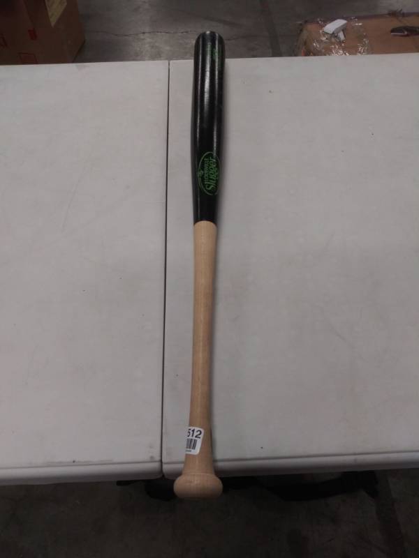 lot 1512 image: Louisville Slugger