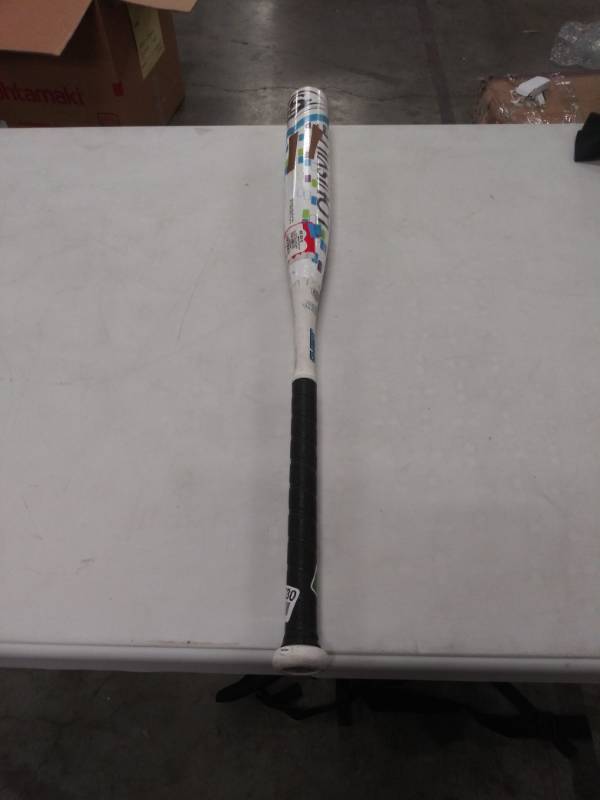 lot 1530 image: Louisville Slugger Quest