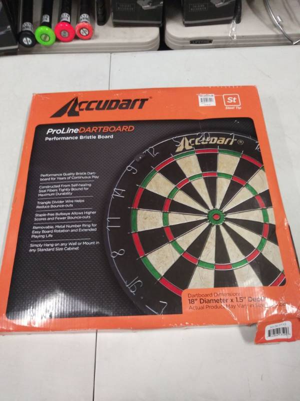lot 1628 image: Accudart Proline Dartboard