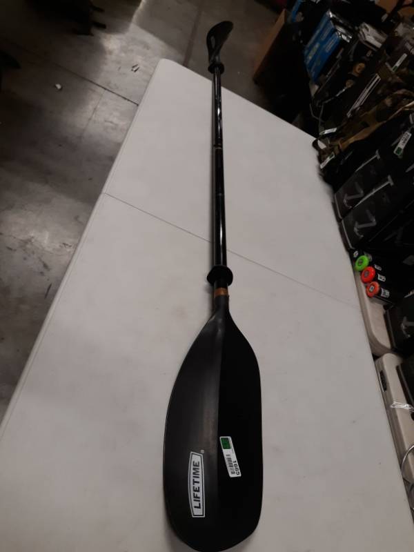 lot 1665 image: Lifetime Kayak Paddle