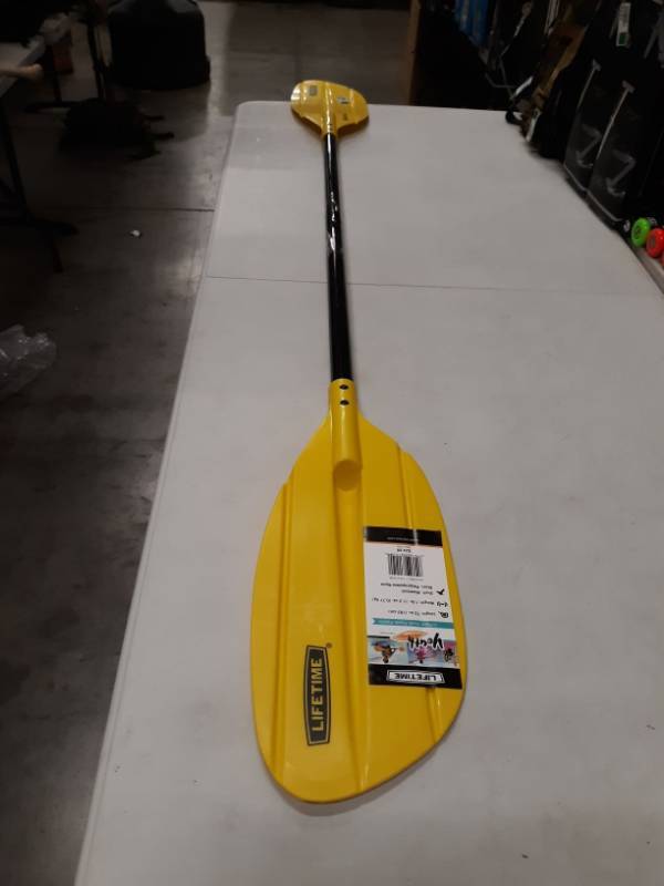 lot 1668 image: Lifetime Youth Kayak Paddle