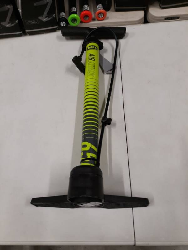 lot 1673 image: Bell Air Attack Air Pump