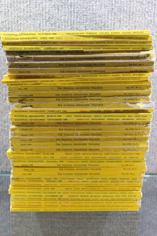 lot 2366 image: Lot of Vintage National Geographic Magazines Assorted years-Great Ads-May be incomplete