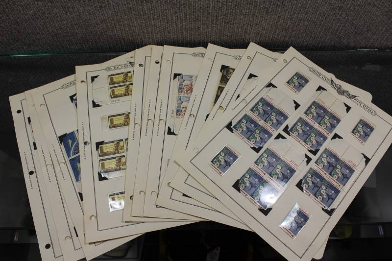lot 2372 image: Lot of Vintage U.S. Plate Block Stamp Collector Book Pages  1960s