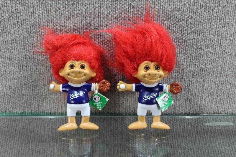 lot 2423 image: Lot of 2 Royals Baseball Troll Dolls 1992