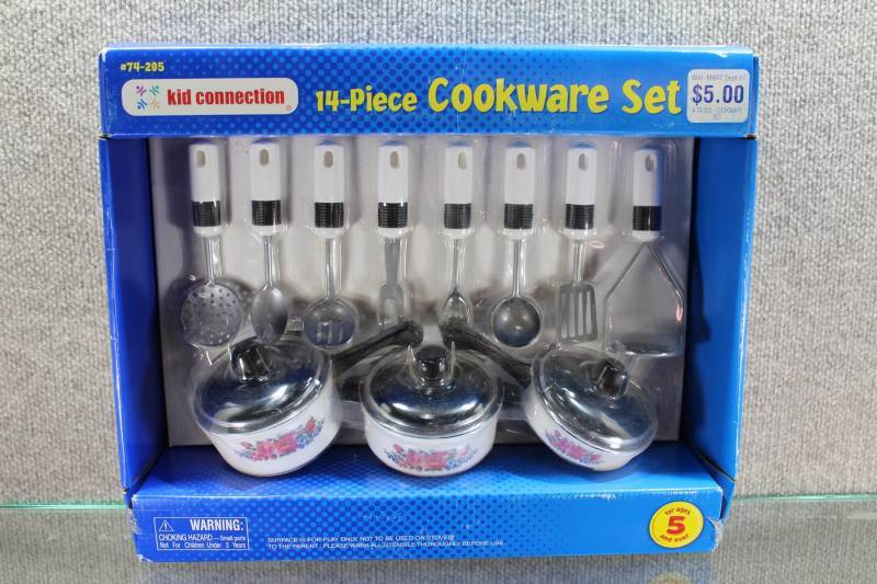 lot 2494 image: New In Box Kid Connection 14-Piece Cookware Set. Pots, Pans, and Utencils