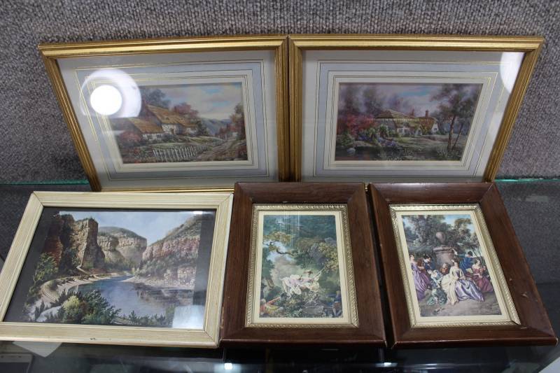 lot 2476 image: Lot of 5 Framed Classical Art Lithographs Various Sizes