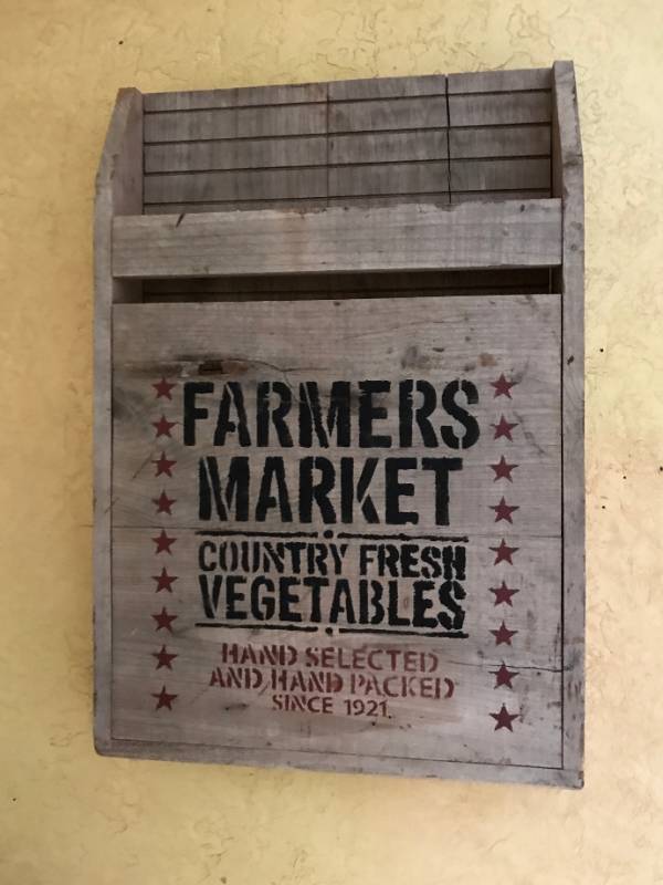 lot 1038 image: Farmers Market Wood Wall Mail Box