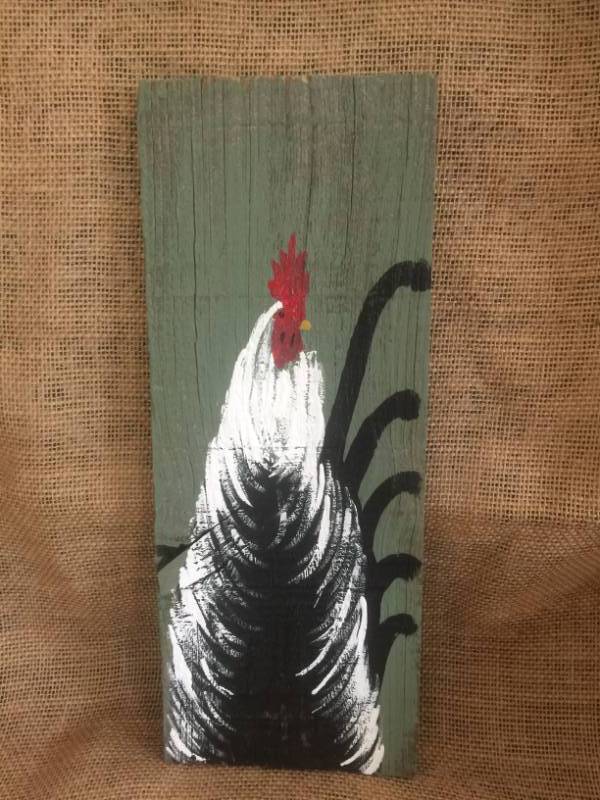 lot 1048 image: Hand Painted Hanging Barnwood sign--Rooster