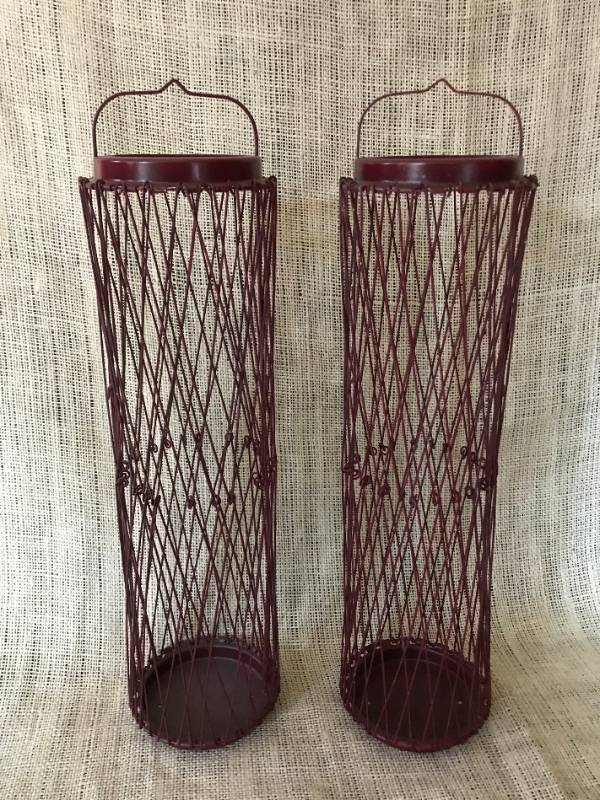 lot 1069 image: 16 hanging red metal lanterns-set of 2