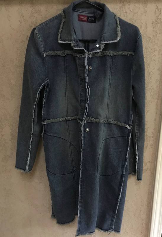 lot 1075 image: Knee Length Denim Jacket
