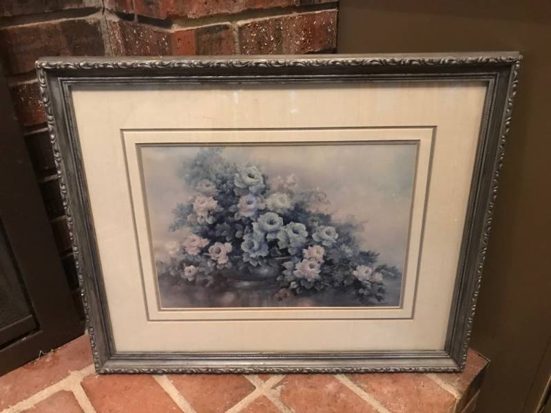 lot 1084 image: Framed Floral Wall Decor with glass