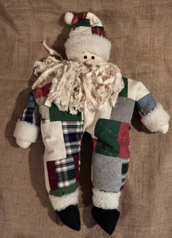 lot 1106 image: Rustic Country Quilted Santa