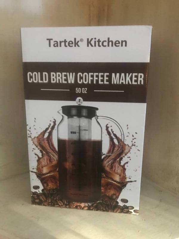 lot 1118 image: Cold Brew Coffee MakerGlass Teapot--New in box