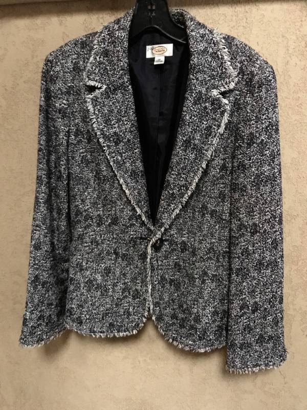 lot 1174 image: Talbots Black and White Jacket
