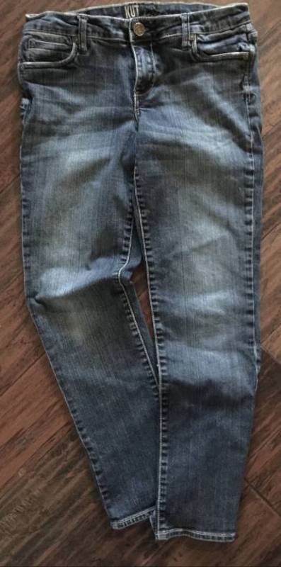 lot 1213 image: KUT womens jeans