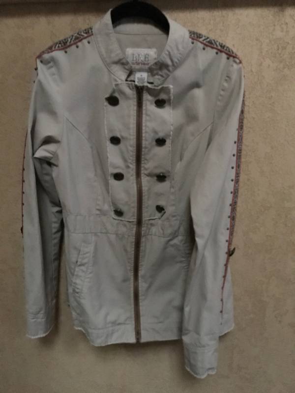 lot 1216 image: BKE Outerwear Jacket-Embroidery on sleeves