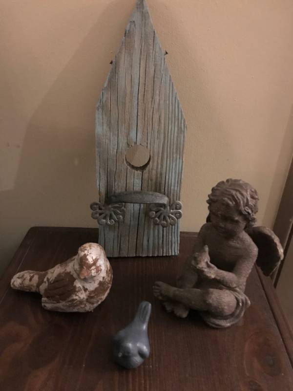 lot 1234 image: Rustic Garden Angel and Birds