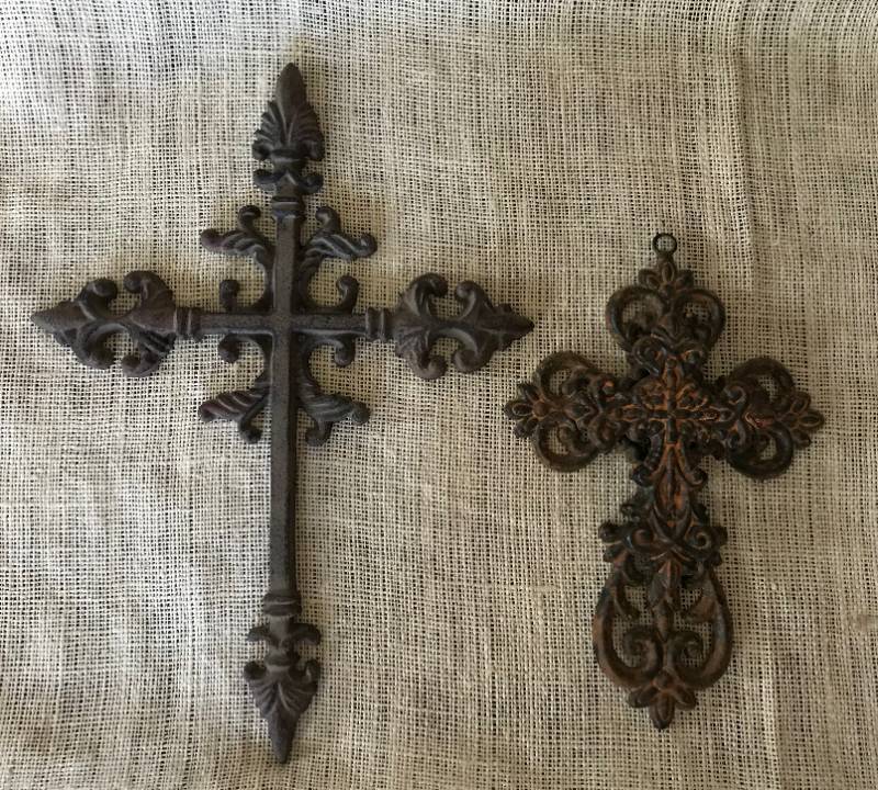 lot 1240 image: Cast Iron Crosses