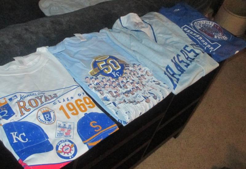 lot 19081 image: KU AND ROYALS TEE SHIRTS