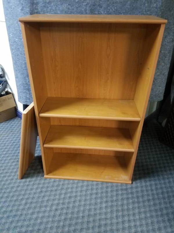 lot 19013 image: MODERN BOOKSHELF 1