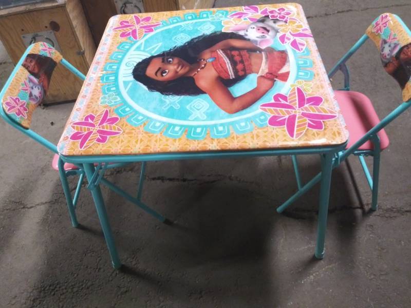 Moana activity table and chair set sale