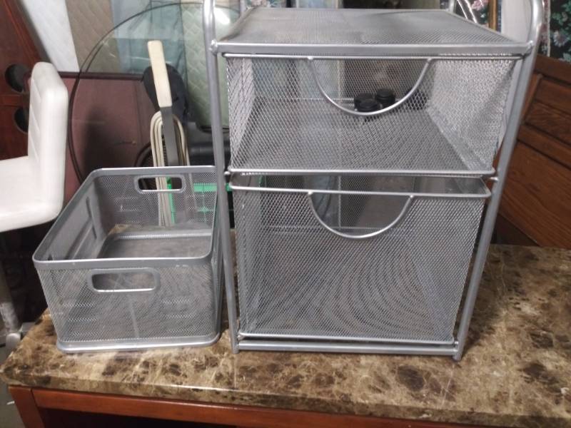 lot 5068 image: Metal File HoldersStorage Bins